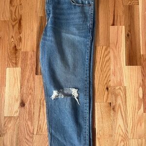 Abercrombie & Fitch Relaxed Denim Jeans with Ripped Accent
